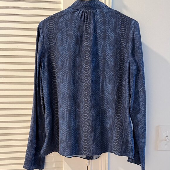 FRAME blue snakeskin print blouse - Picture 8 of 9